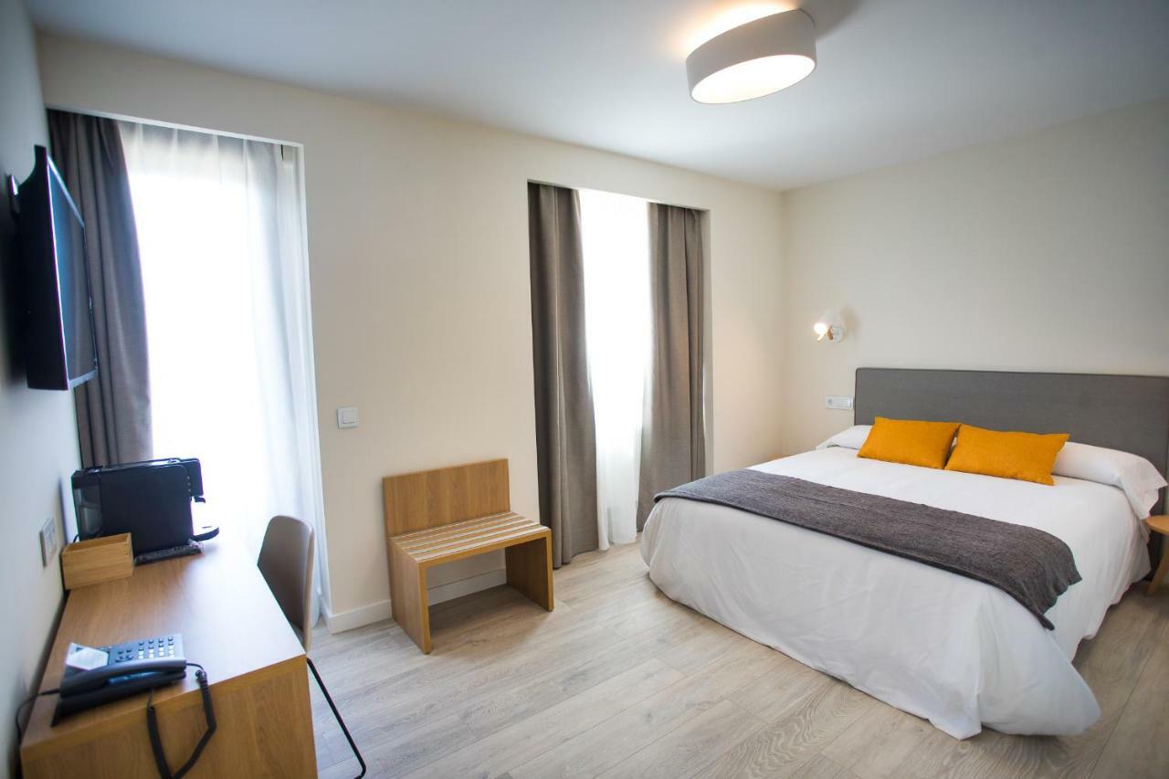 Villa Lucerna Sports & Hotel Resort Vigo de Sanabria 外观 照片