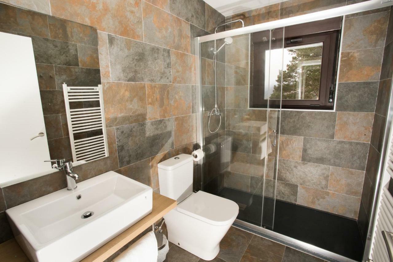 Villa Lucerna Sports & Hotel Resort Vigo de Sanabria 外观 照片