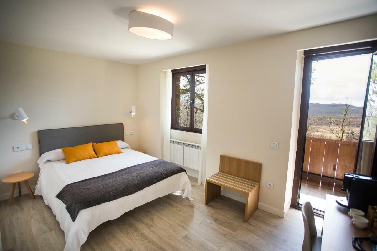 Villa Lucerna Sports & Hotel Resort Vigo de Sanabria 外观 照片